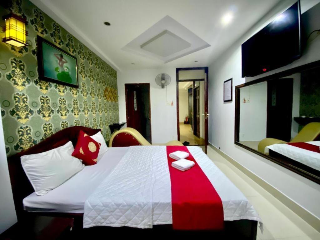 Hotel Phuong Nam Ho Chi Minh-staden Exteriör bild